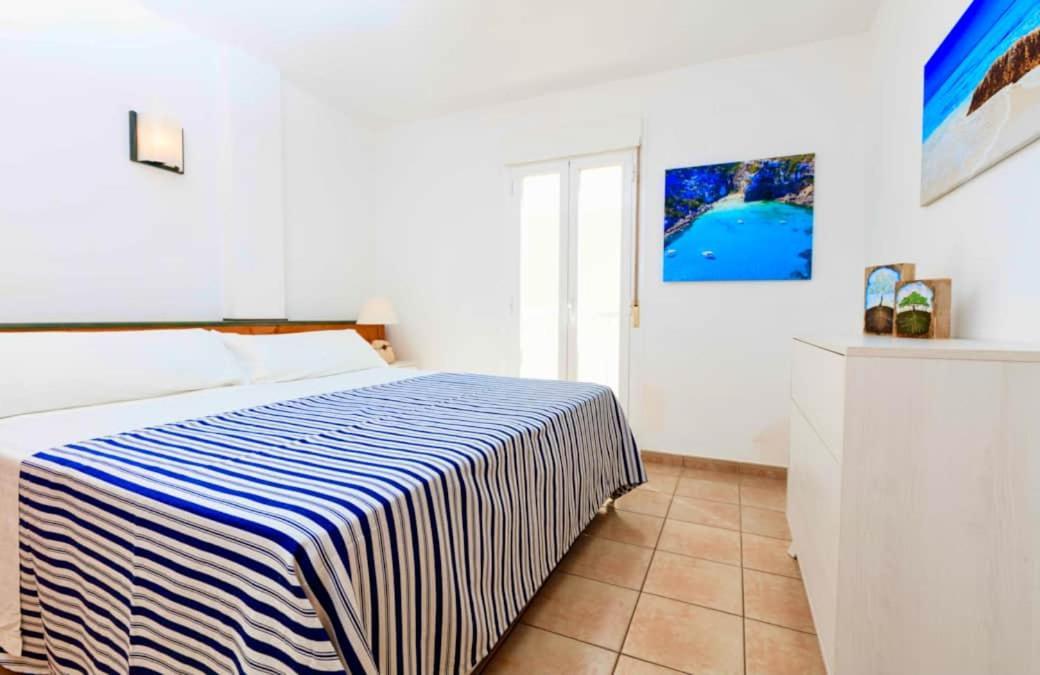 Apartamento Sa Varadero 2D Vista Mare Laterale Apartamento Es Pujols Exterior foto